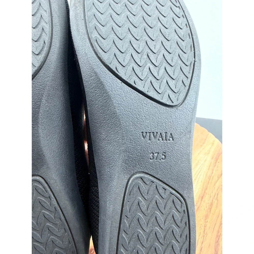 Vivaia claire walker Round Toe Flats Women 37.5 7 Black Knit Sustainable Slip On